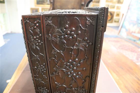 A Chinese hongmu casket, late 19th/early 20th century, W. 54cm